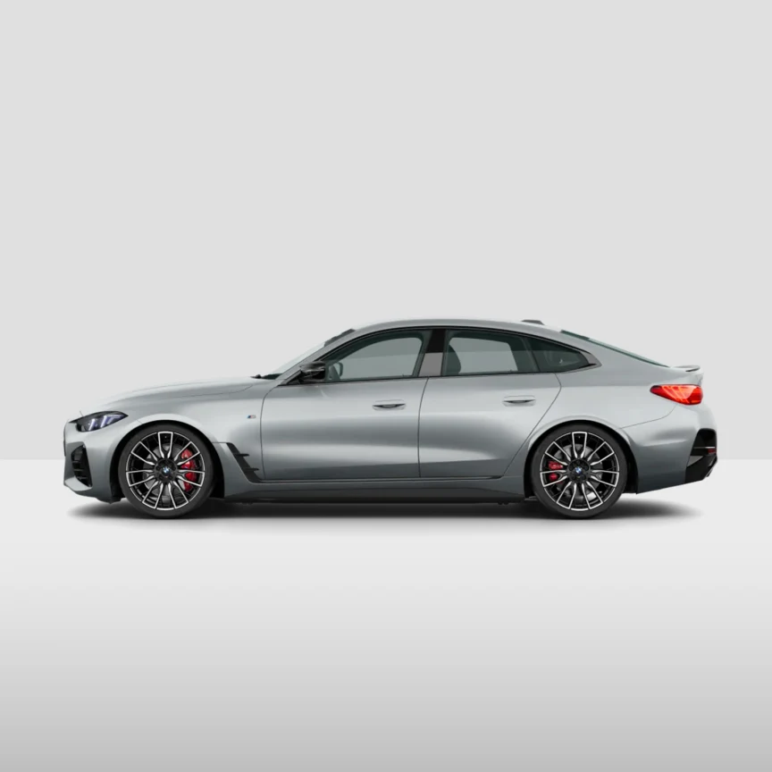 Modeloverzicht BMW i4 zijkant
