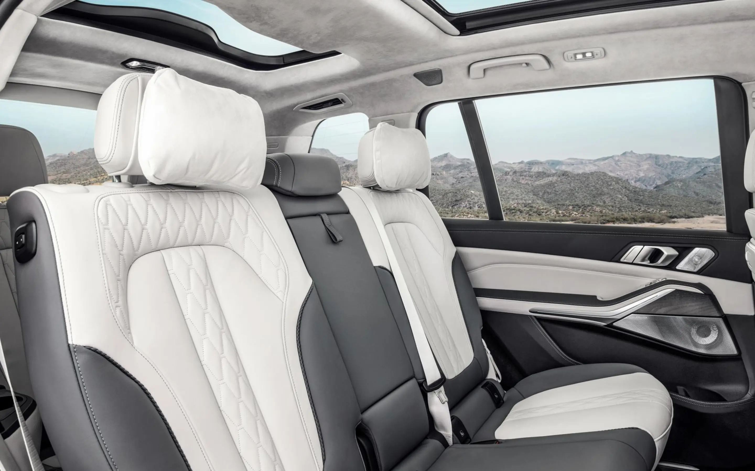 bmw_X7_interieur_dusseldorp_bmw .jpg
