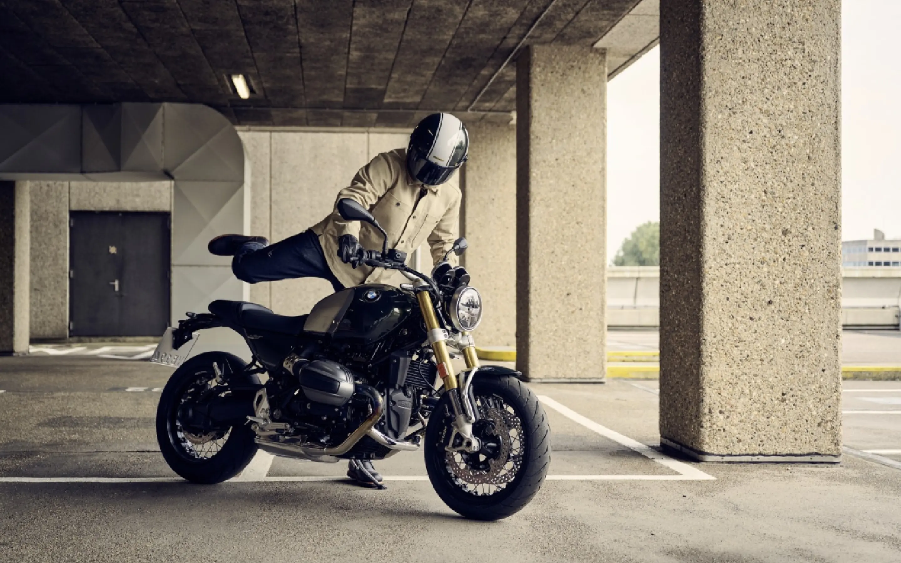 R 12 nineT