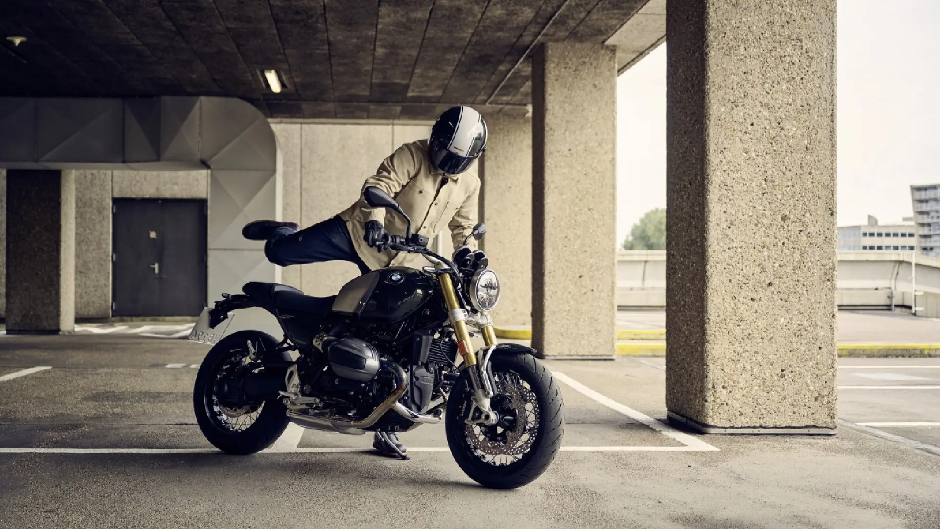 R 12 nineT