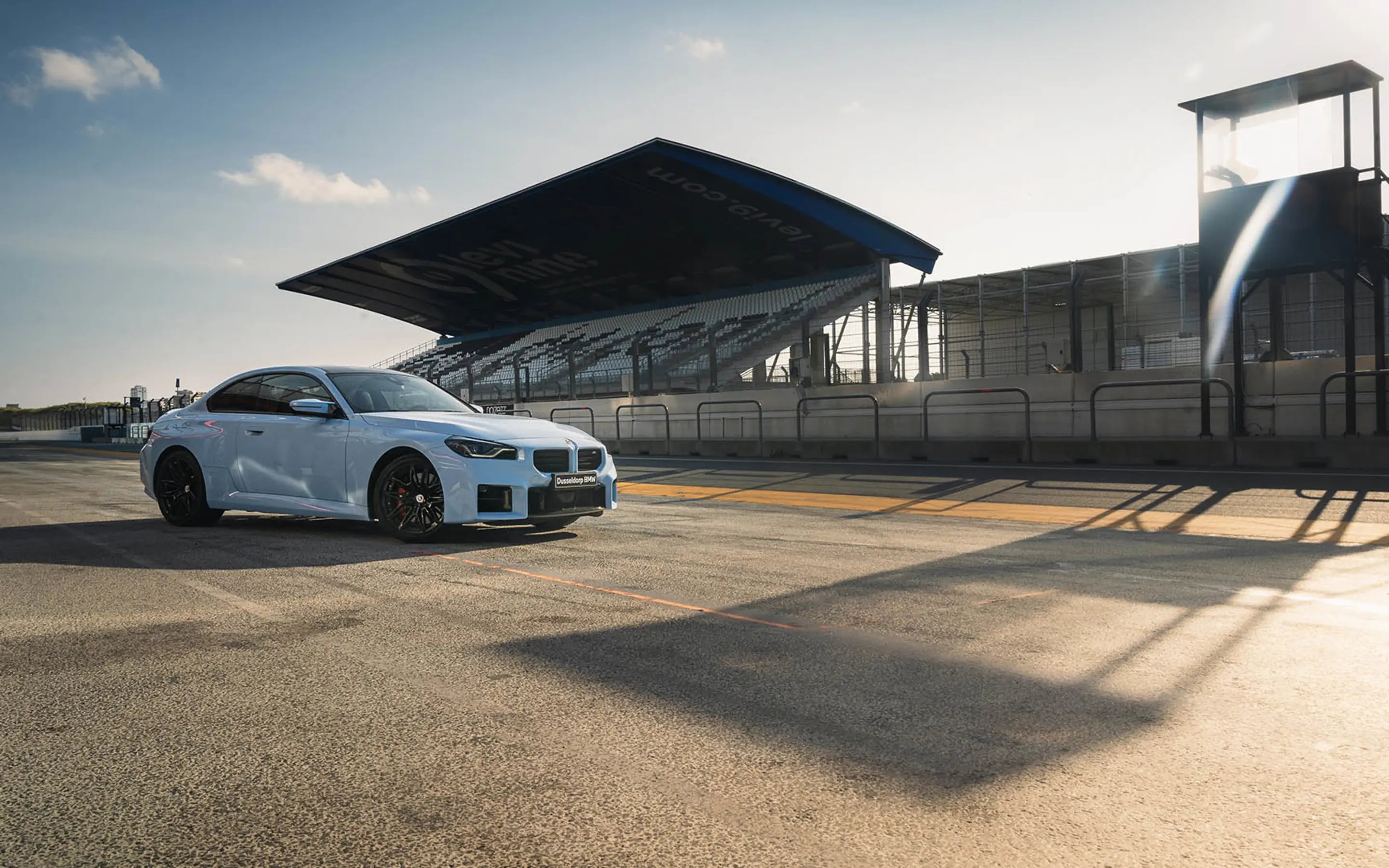 BMW - Afbeelding - BMW M2 Coupe zijkant