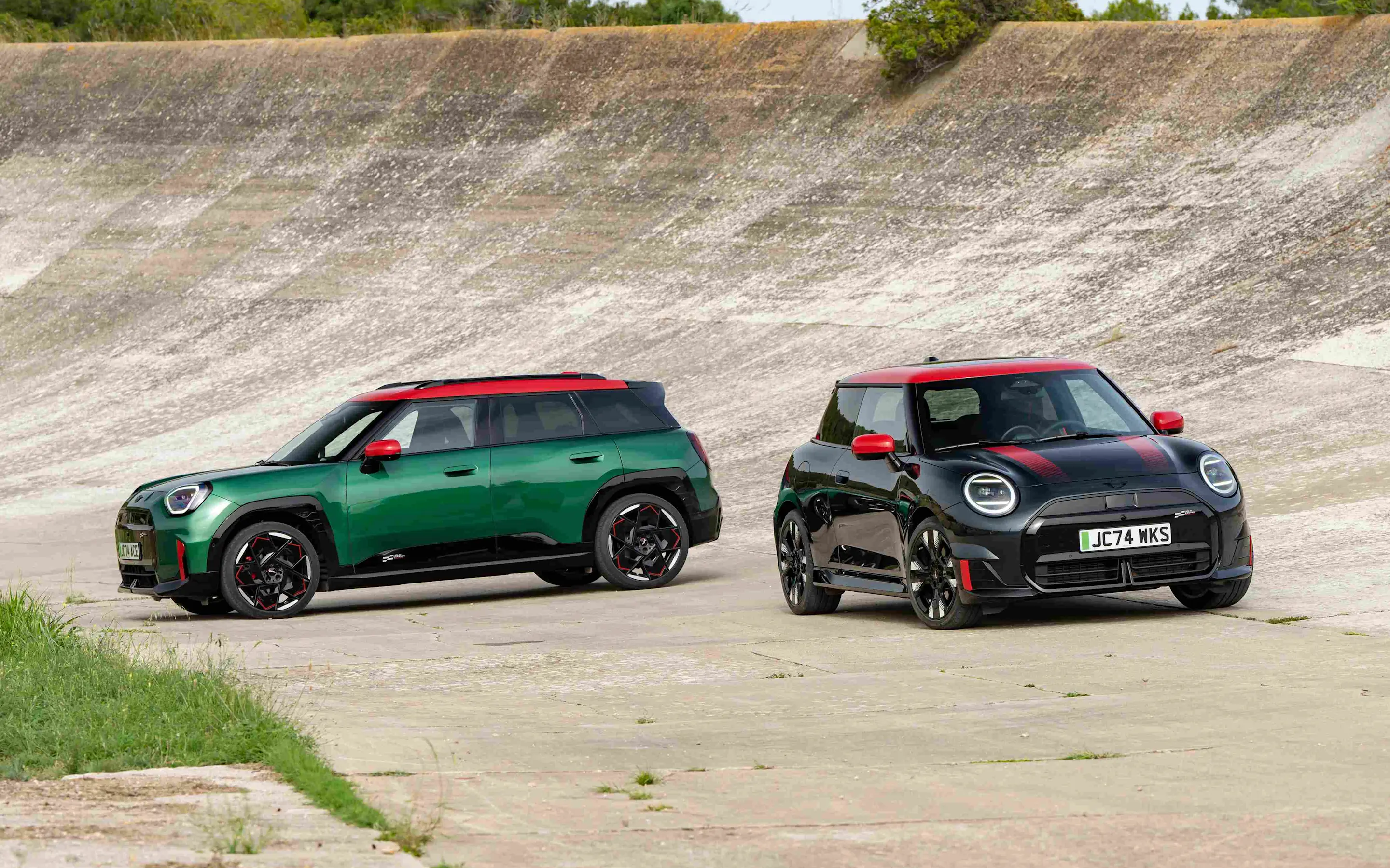 De nieuwe elektrische MINI JCW modellen
