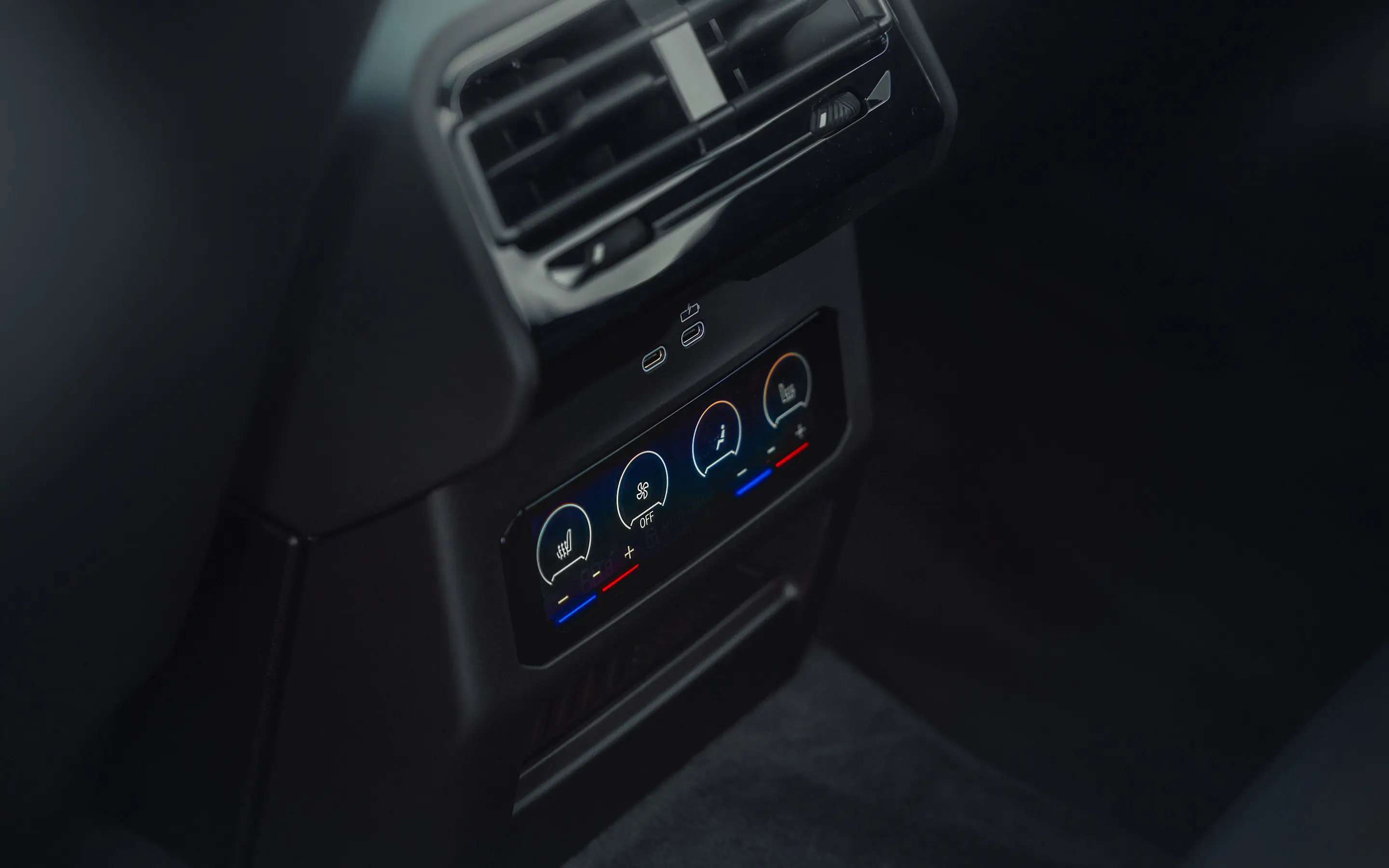 BMW_i5_eDrive40_Interieur_Dusseldorp_BMW
