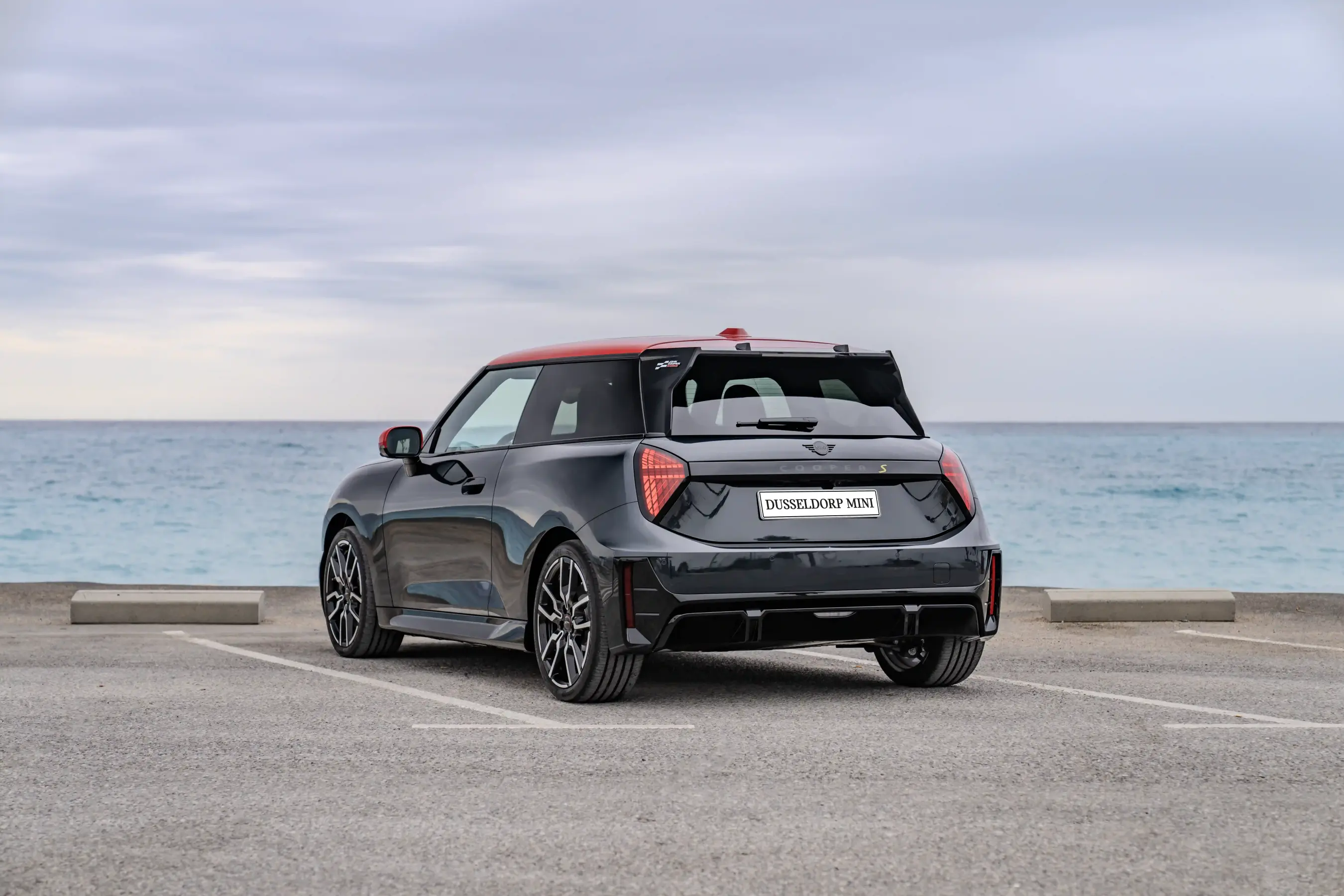 Afbeelding - MINI Cooper SE JCW - Rijhulpsystemen