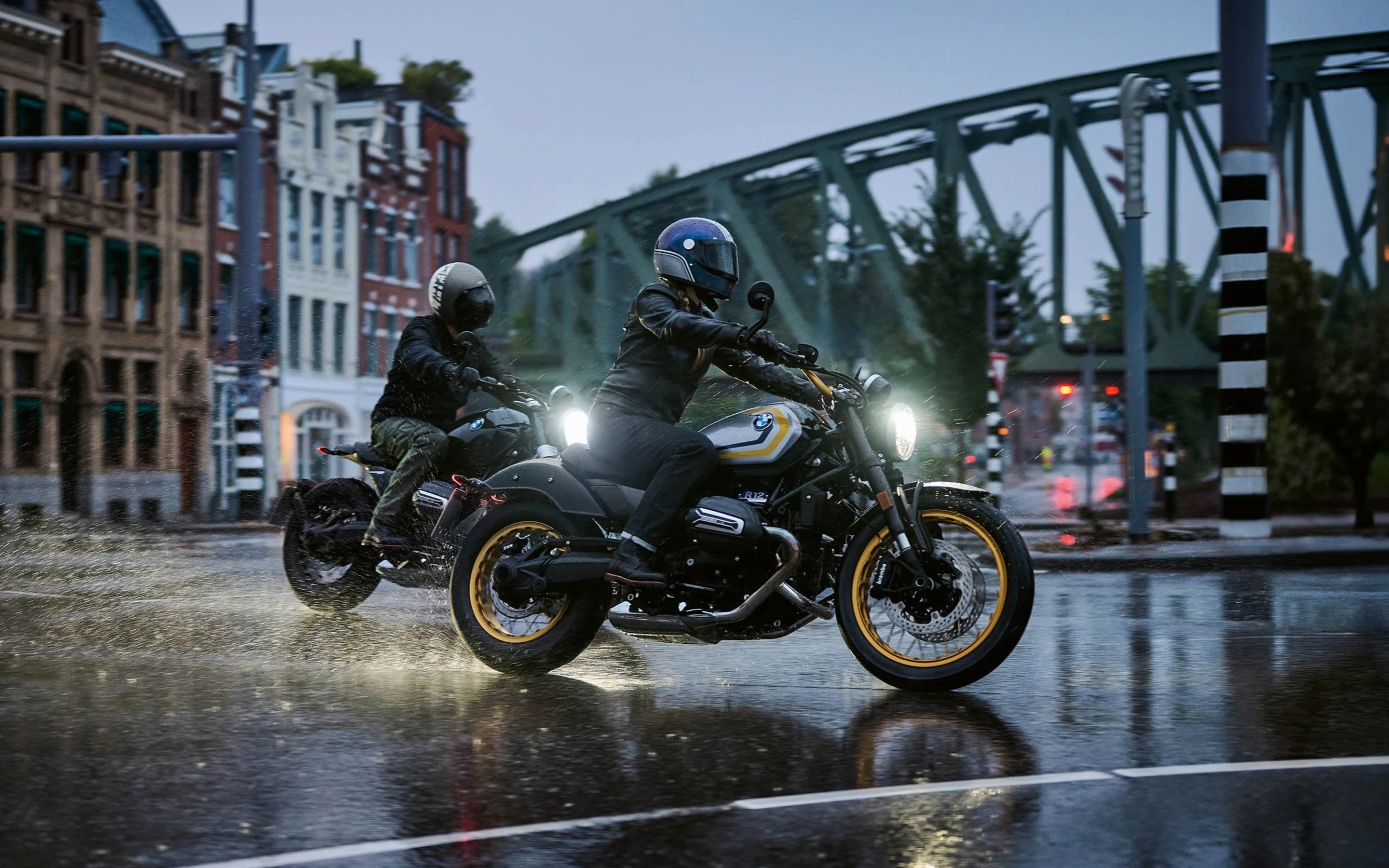 BMW R 12 zijkant