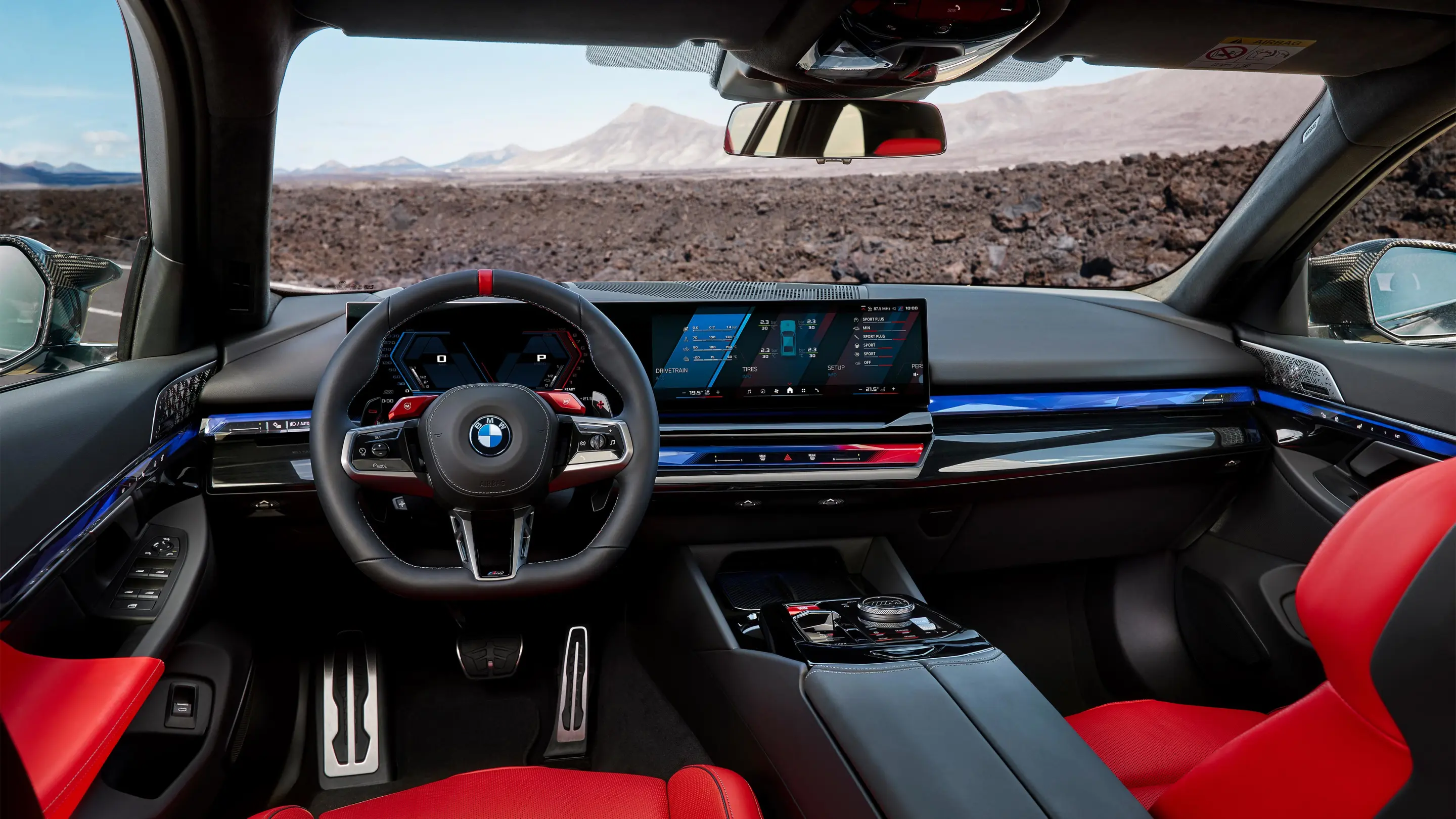 Dusseldorp BMW M5 Touring cockpit