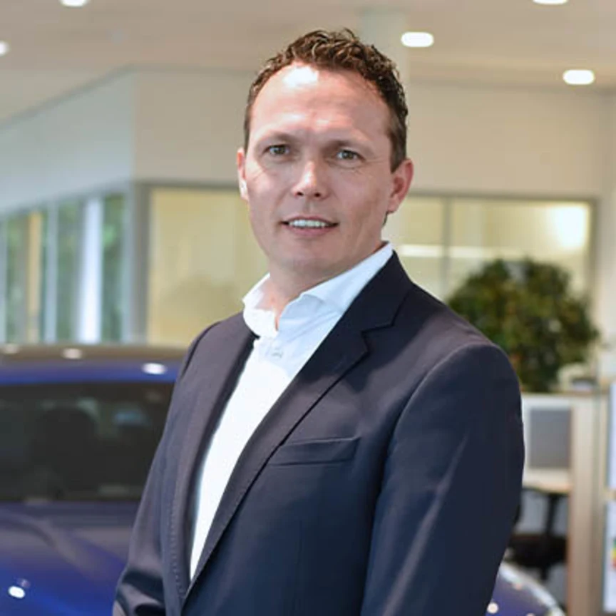 BMW - Afbeelding - Bernard Bakker - Brielle