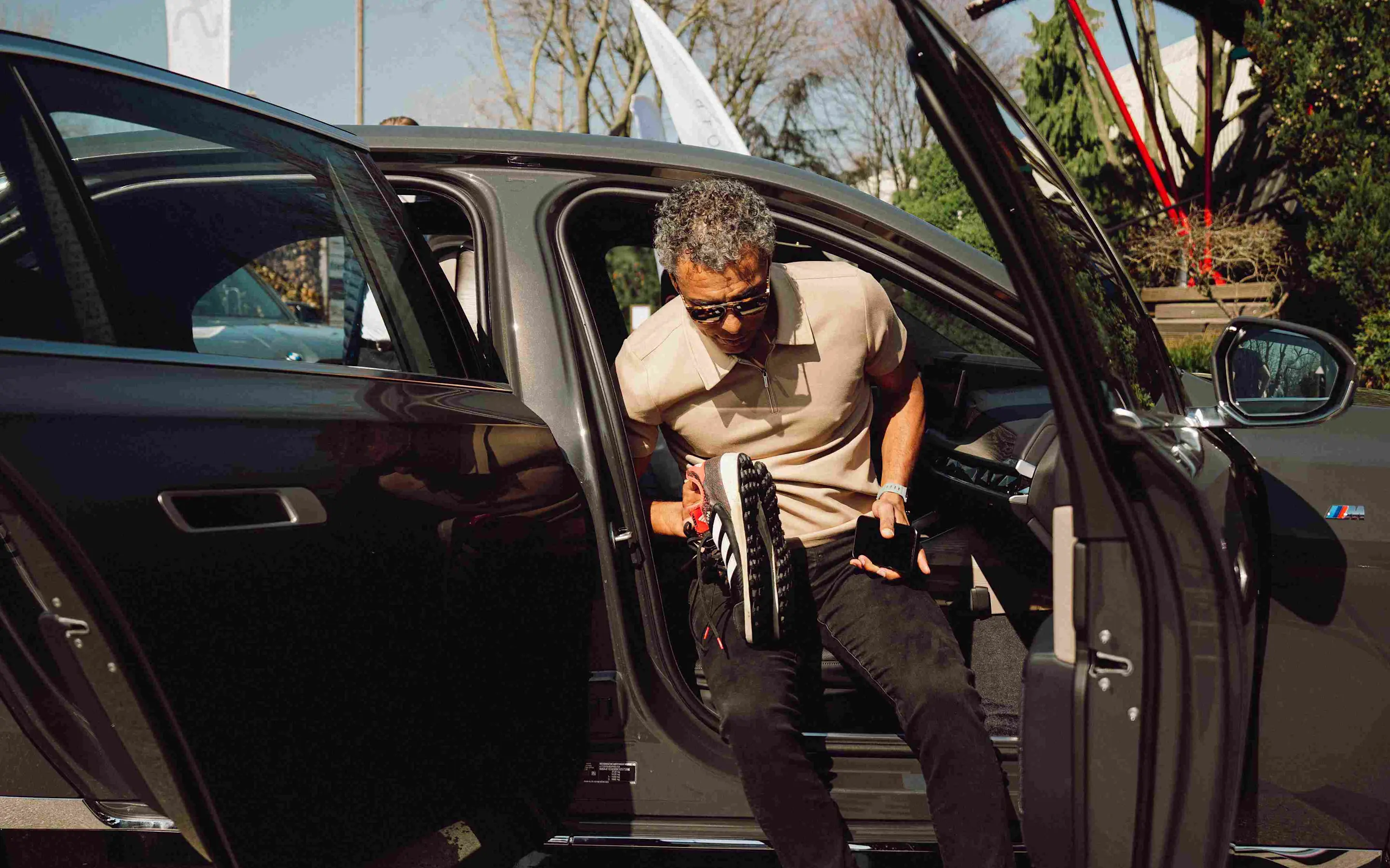 Pierre van Hooijdonk BMW i7