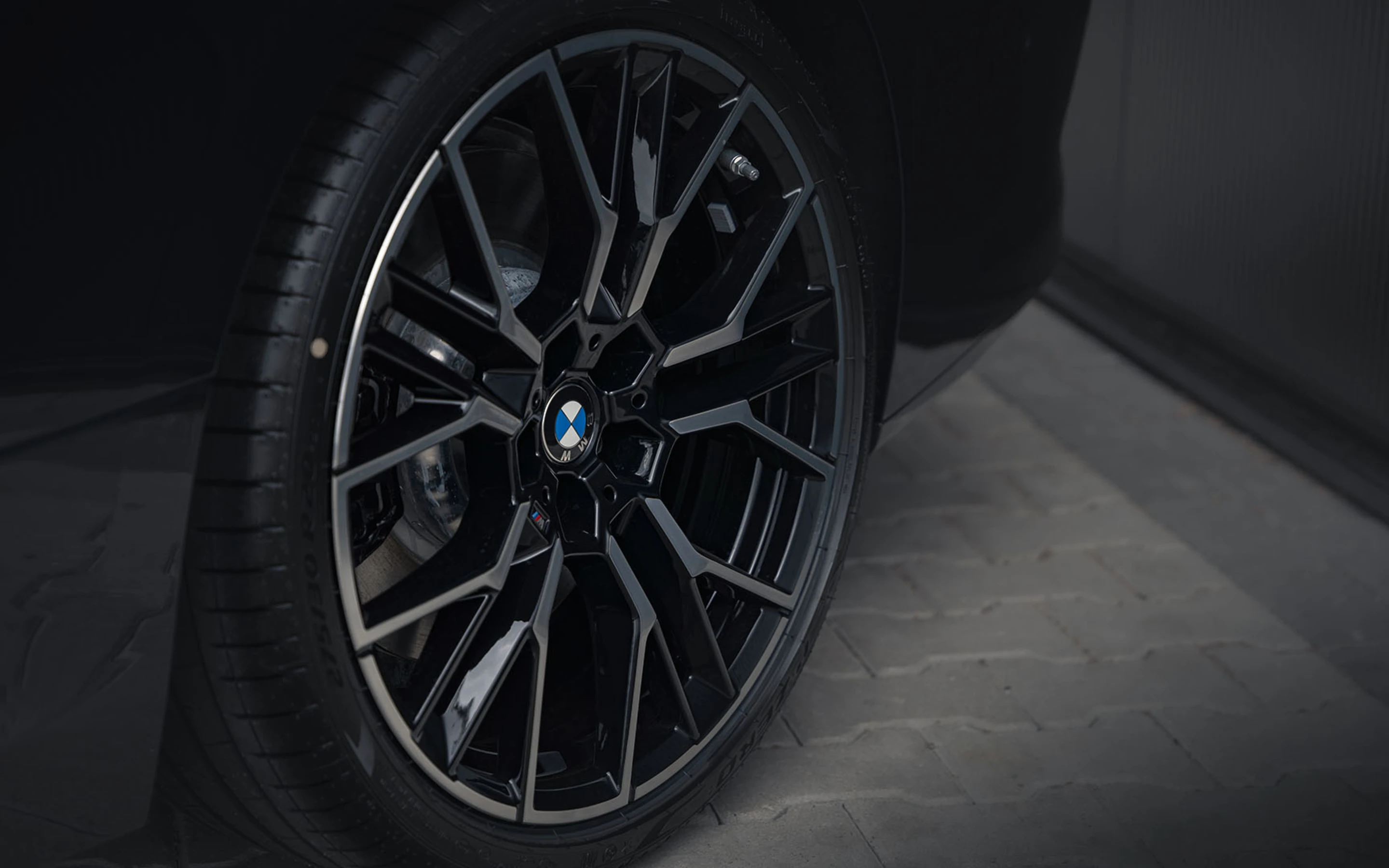 BMW_8_Serie_Coupe_Exterieur_Dusseldorp_BMW