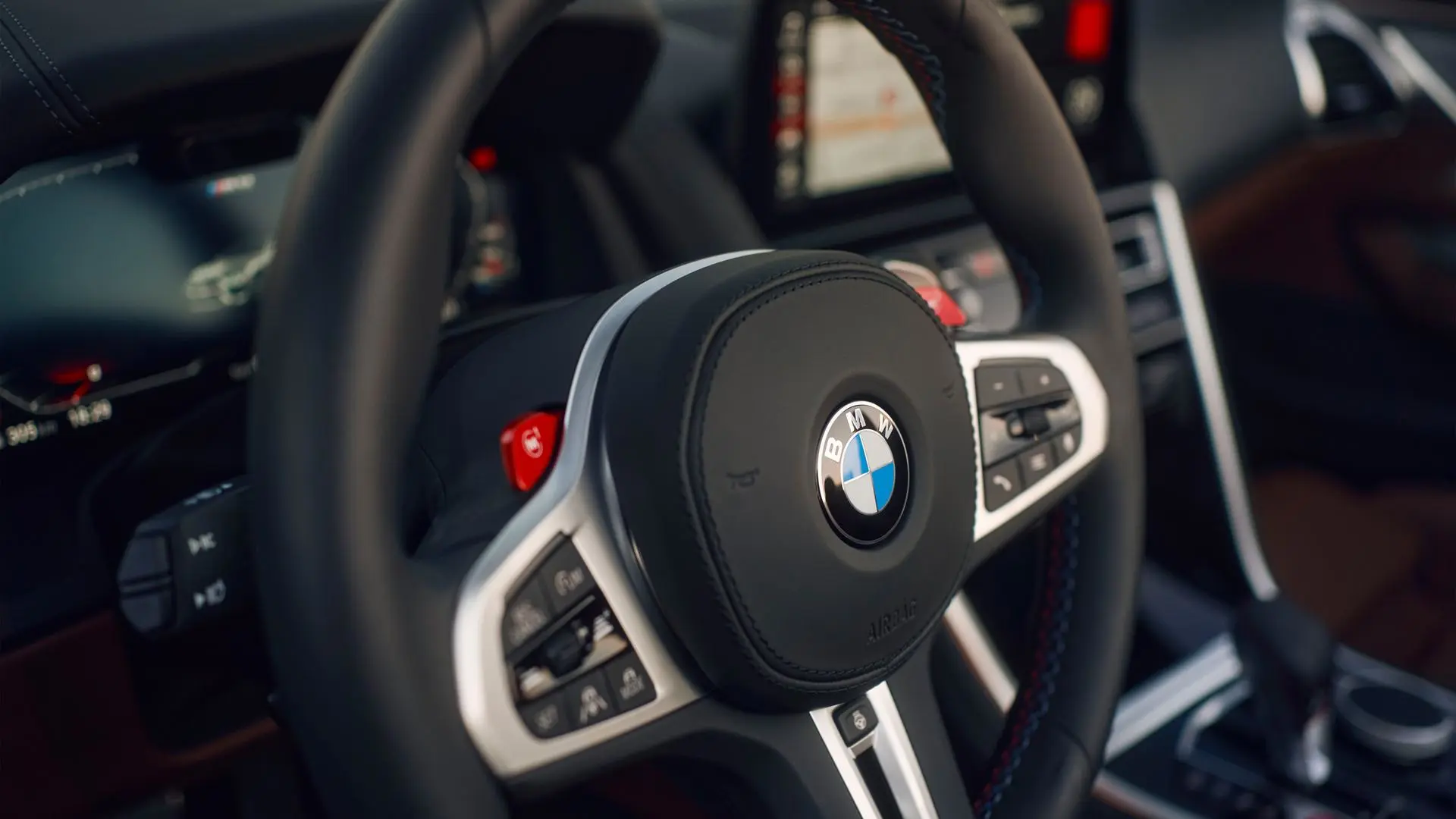 bmw_M8_Coupé_interieur_dusseldorp_bmw