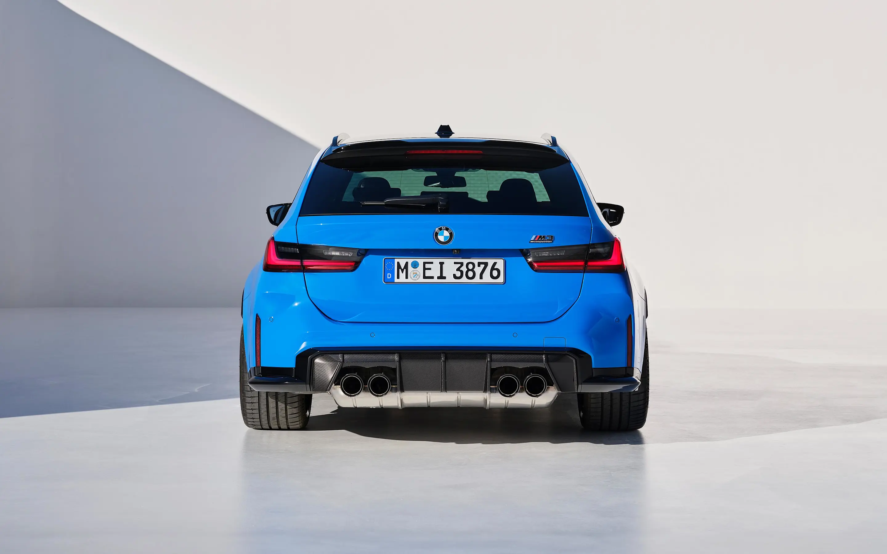 Achterkant van de nieuwe M3 Touring