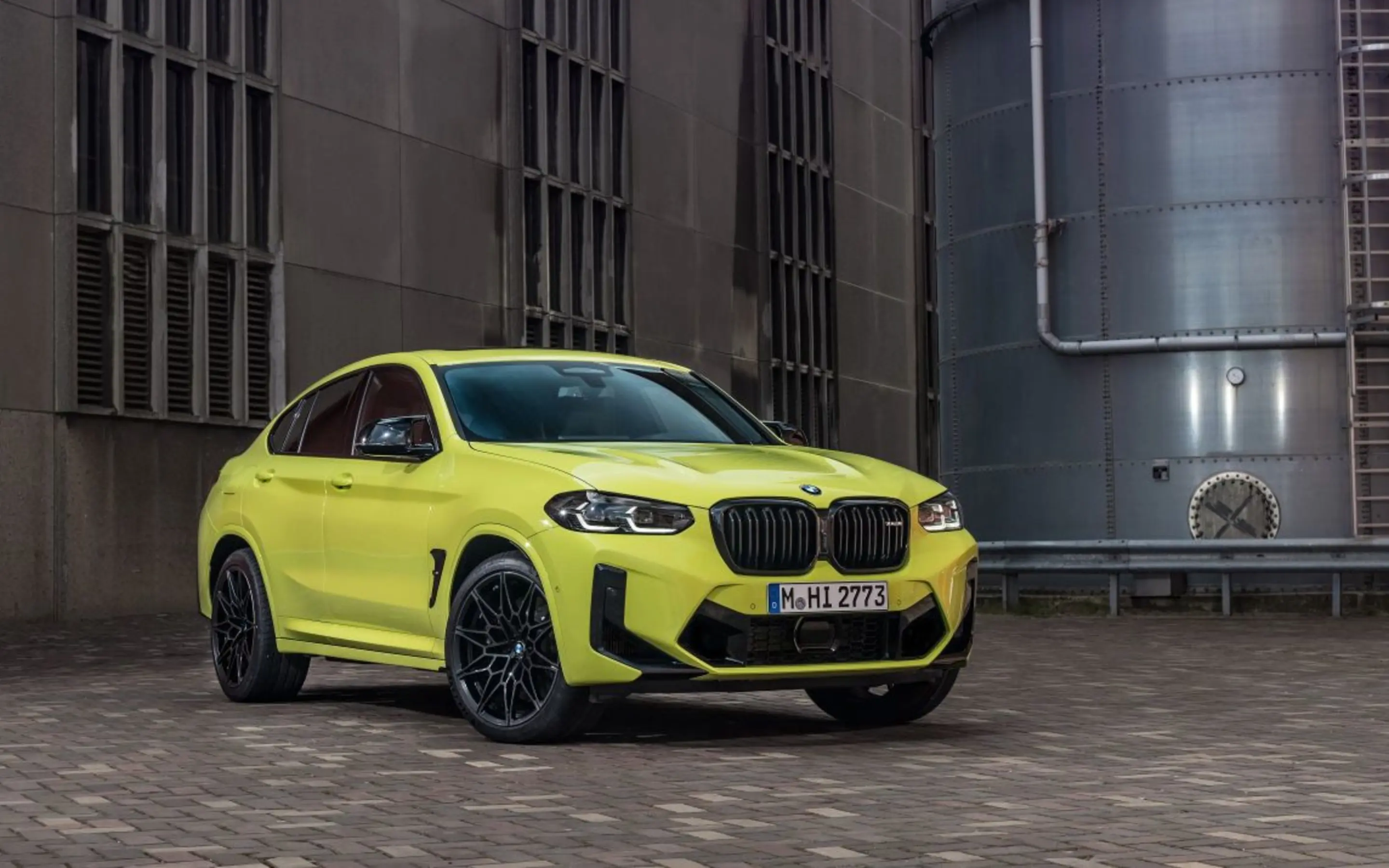 bmw_x4m_exterieur_voorkant_dusseldorp_bmw