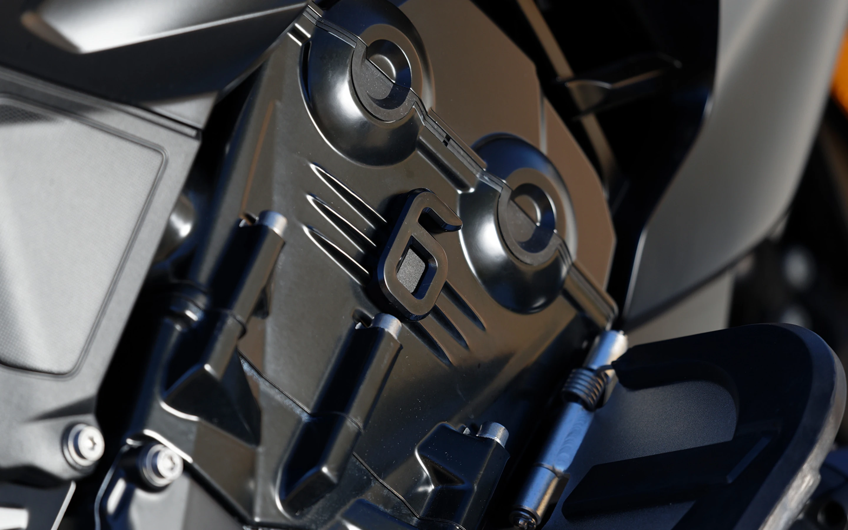 BMW K 1600 B - Comfortabele treeplanken afbeelding