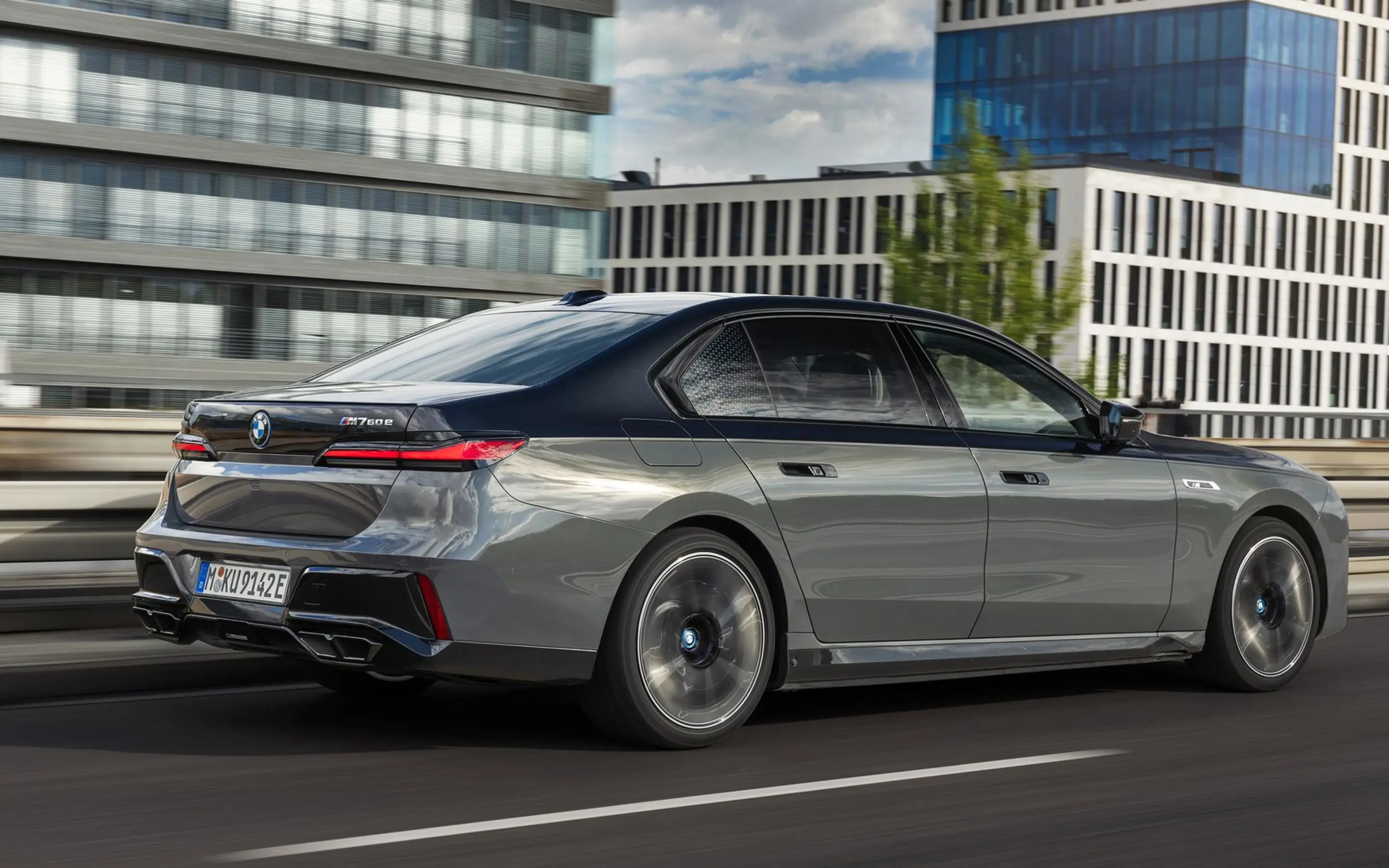 bmw_7_serie_exterieur_dusseldorp_bmw