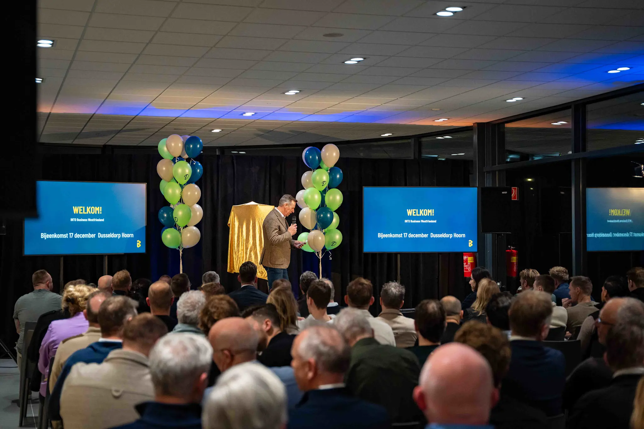 In to Business Hoorn 0010 DSC09961 11zon