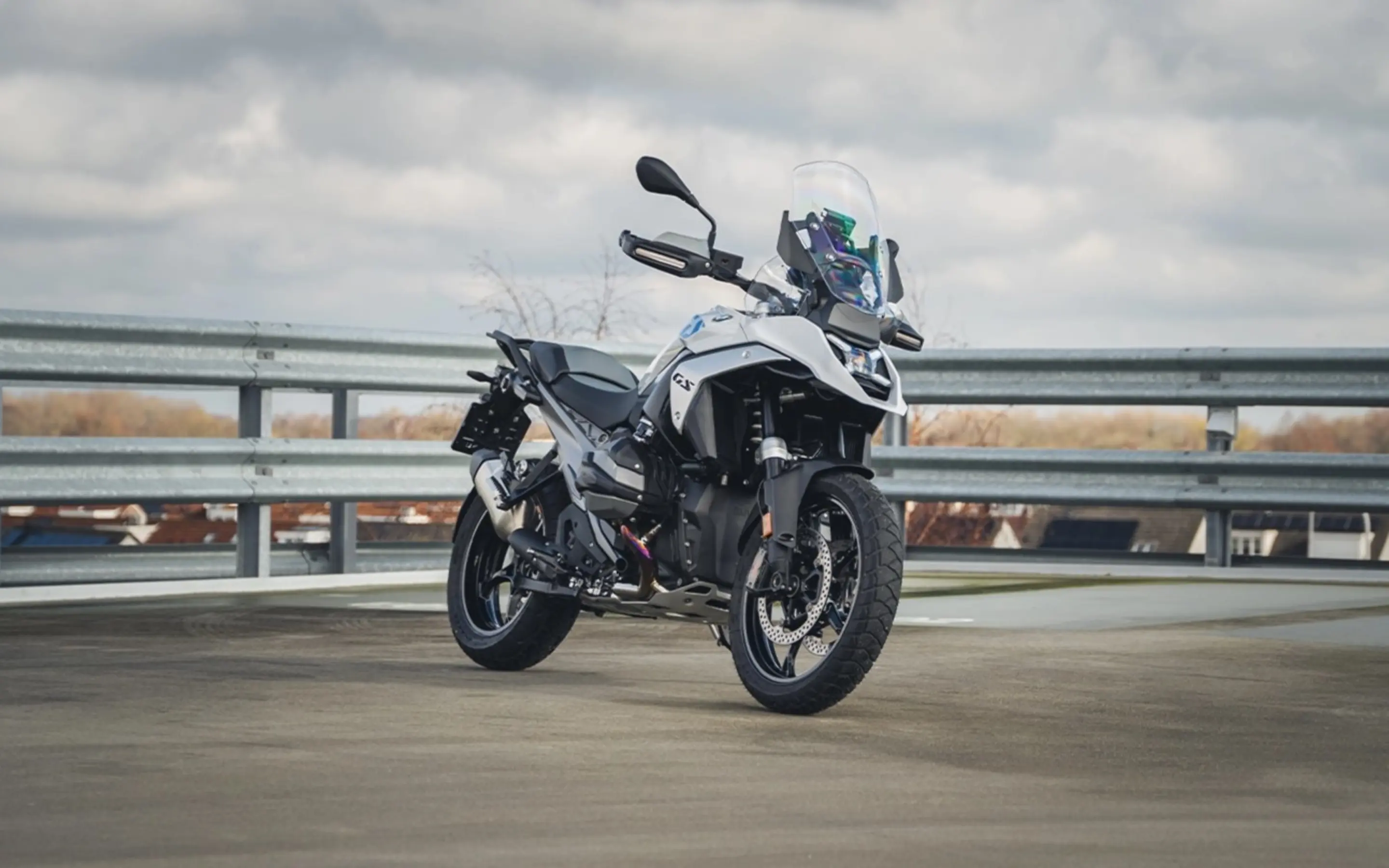 Voorzijde BMW R 1300 GS