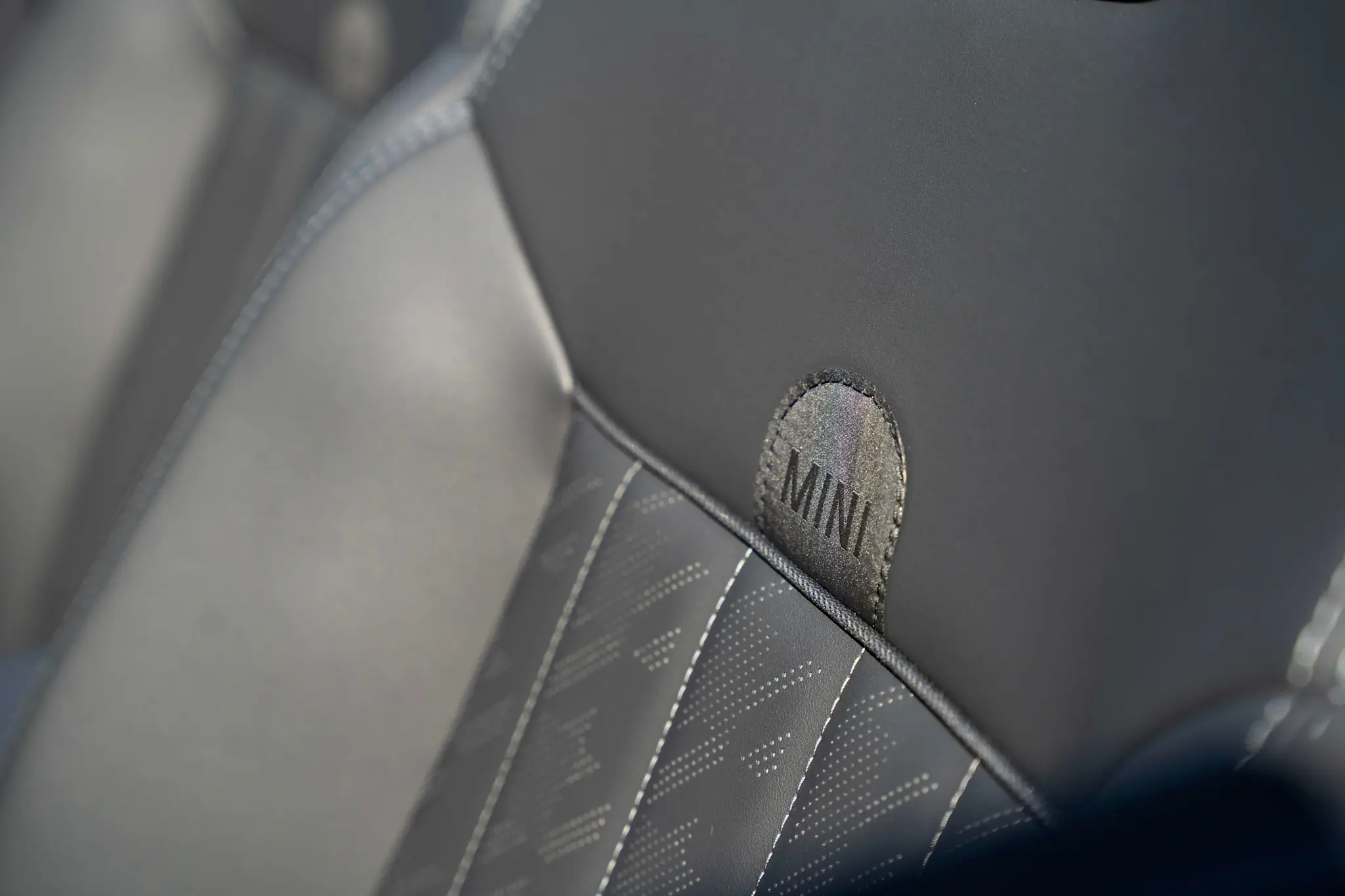 DUS03817 0013 DUS04829 11zon