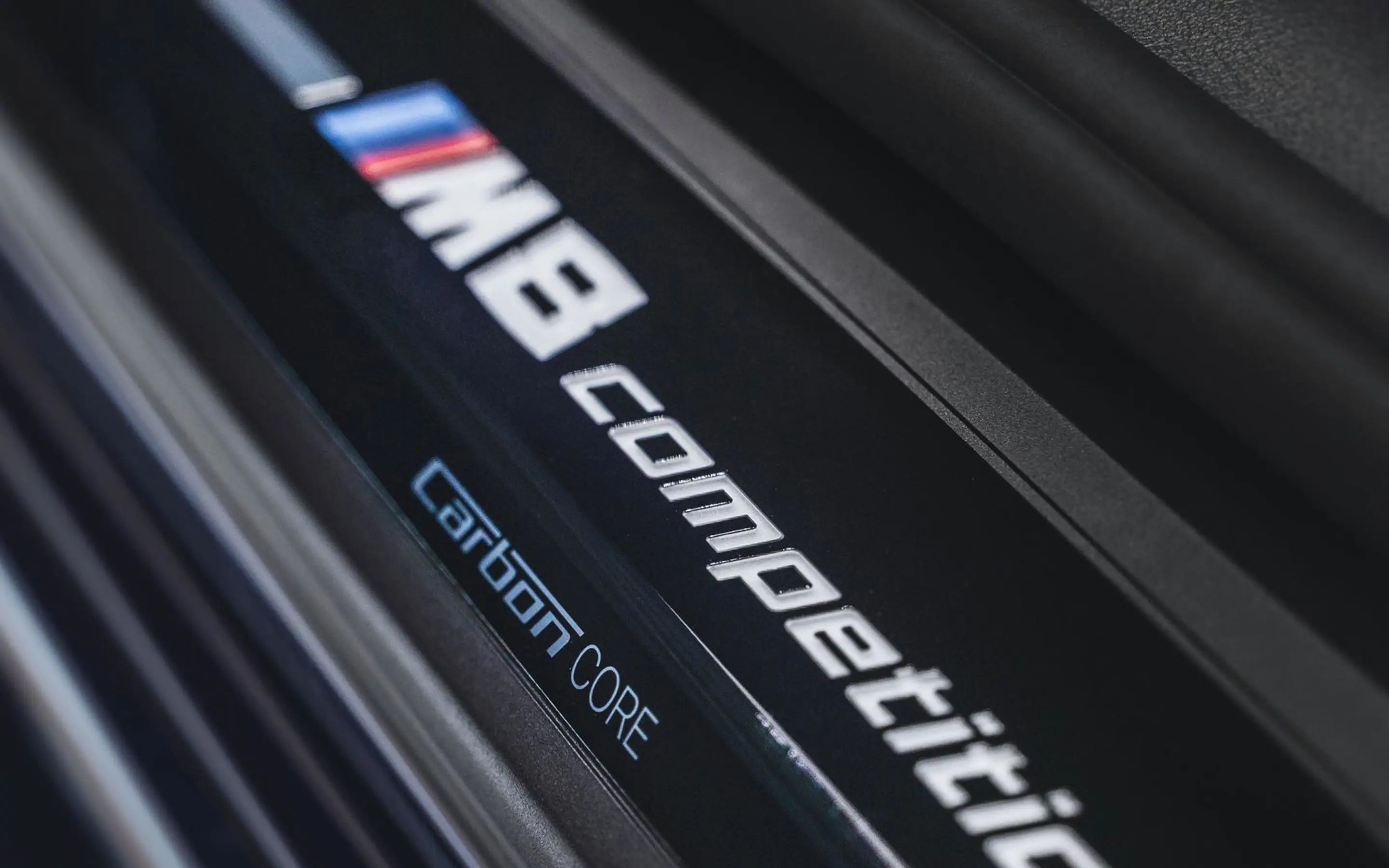 bmw_M8_Cabrio_interieur_dusseldorp_bmw