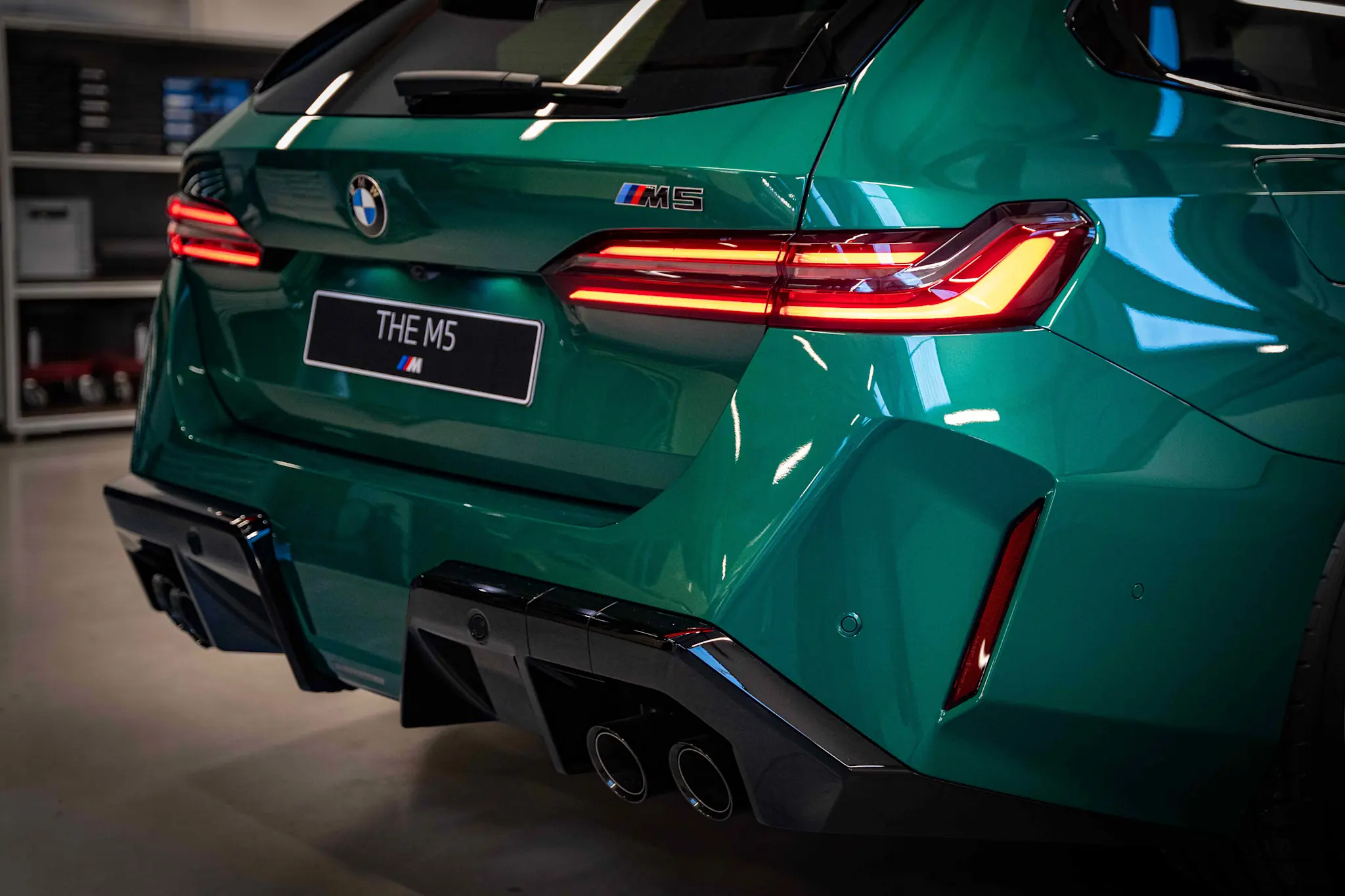 DSC06683 0013 Uitlaten M5 Touring 11zon