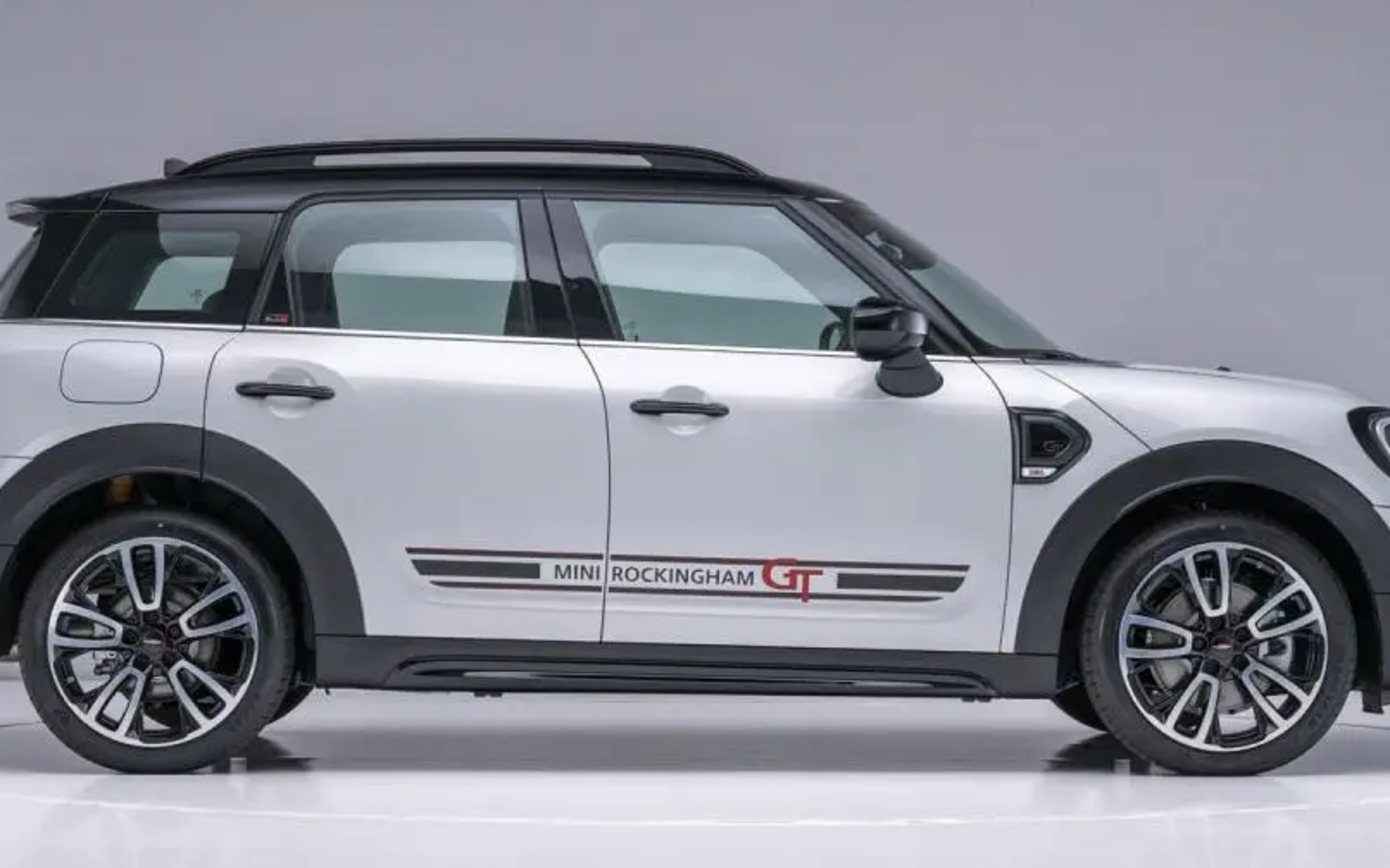 Module Banner - Afbeelding - MINI Rockingham GT