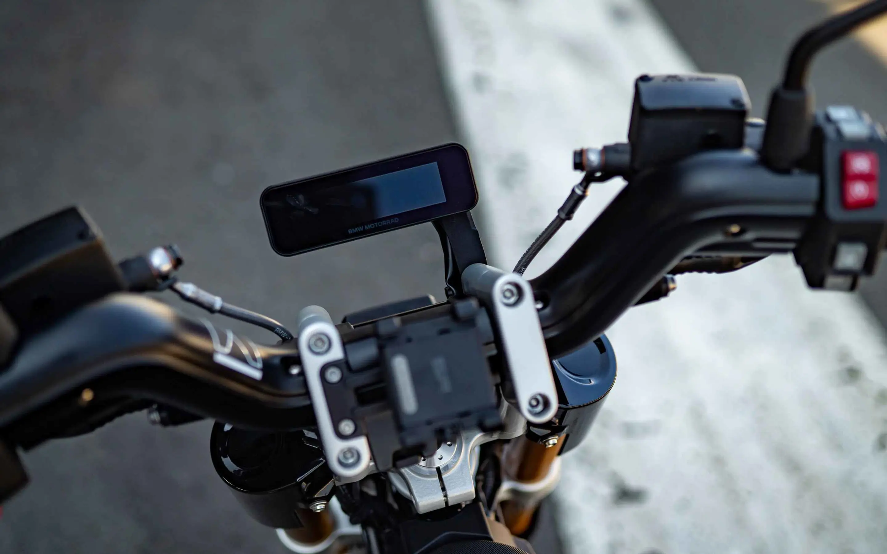 Dusseldorp Motorrad BMW CE 02 stuur