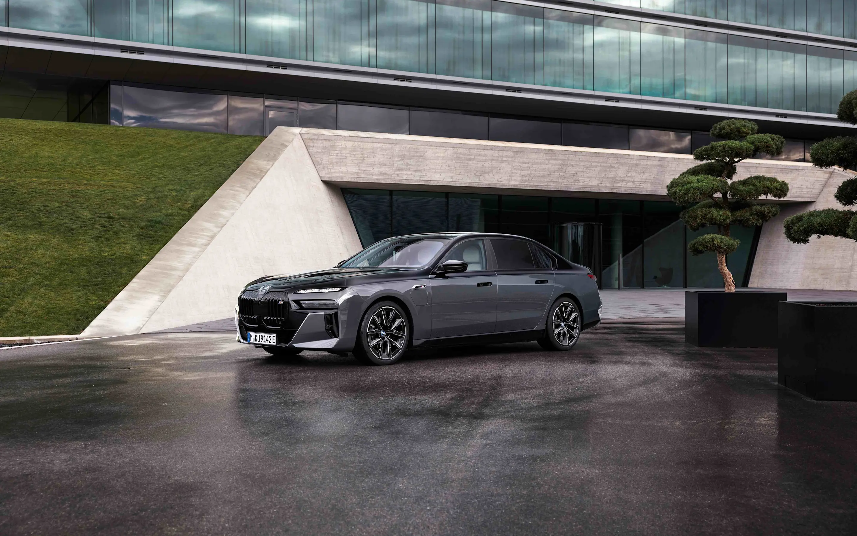 bmw_7_serie_exterieur_dusseldorp_bmw