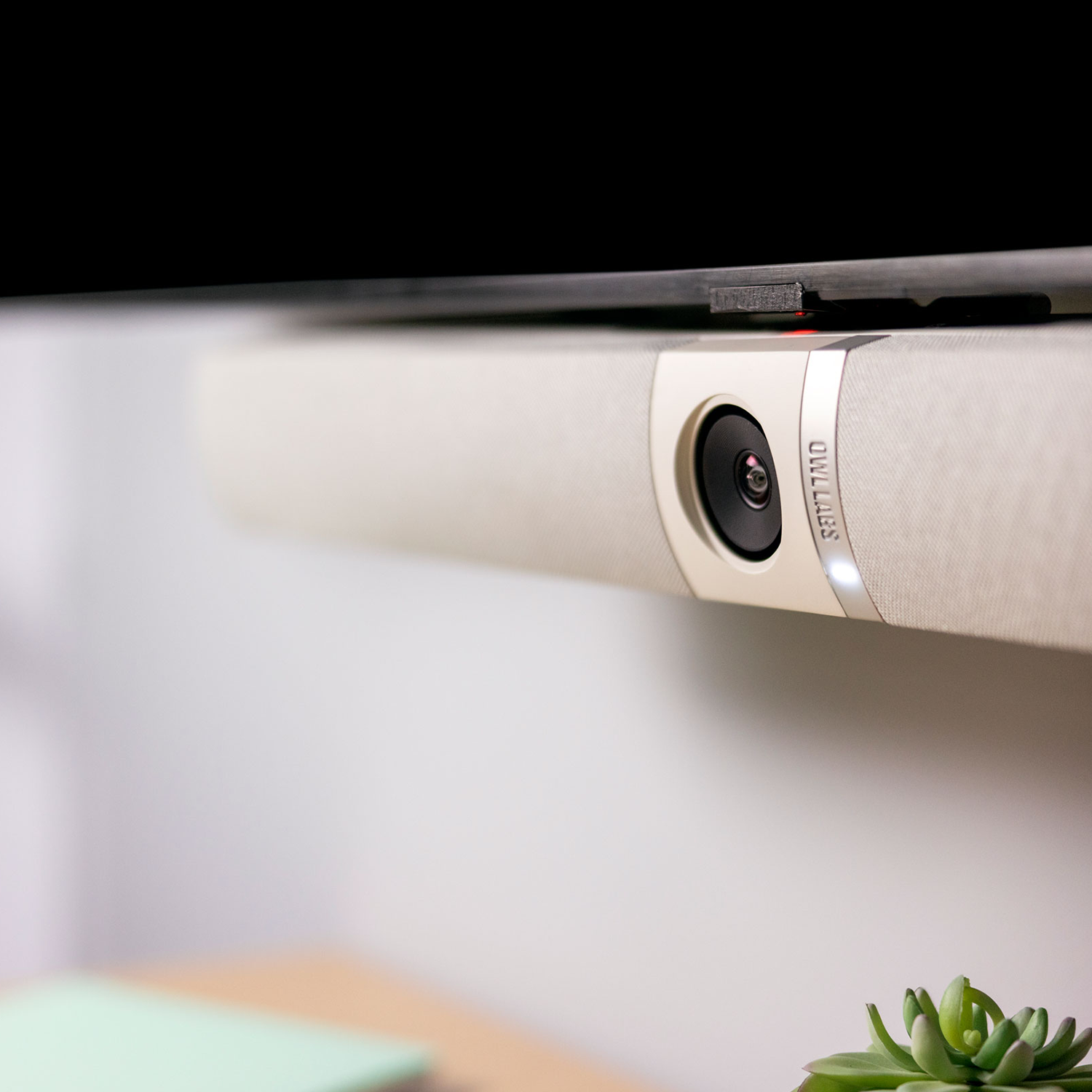 1:1 | Product Hero | Bar