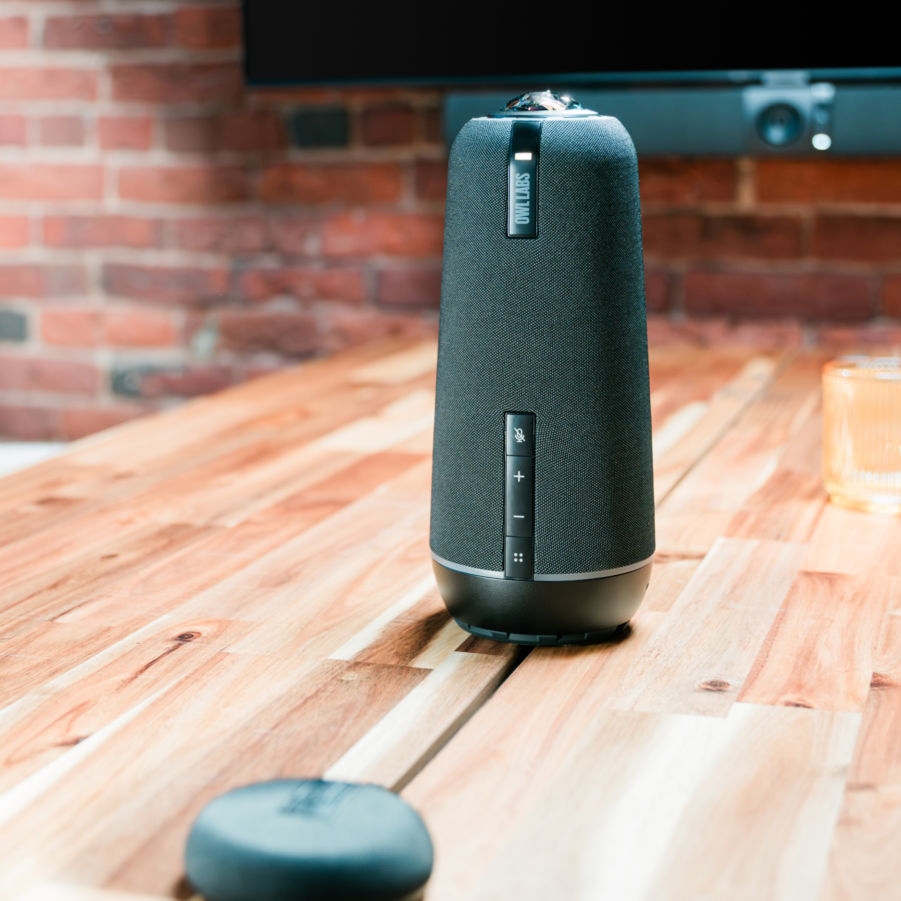 Bundel met de Owl Labs Meeting Owl 4+ en Expansion Mic