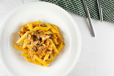 Makaronai su miso pievagrybiais