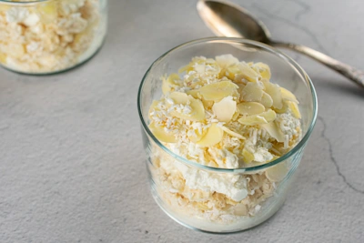 Raffaello desertas stiklinėje