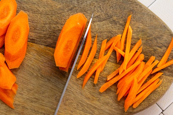 Kaip paruošti daržoves plovui?