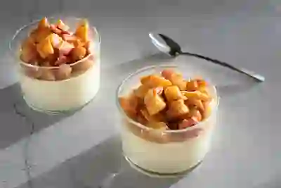 Panna Cotta su obuoliais