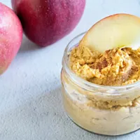 Avinžirnių sviestas arba saldus humusas