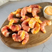 Krevetės šoninės marškinėliuose