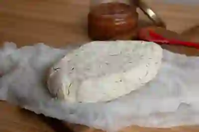 Varškės sūris iš šaldyto kefyro