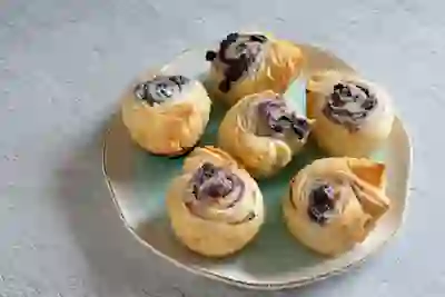 Greiti pyragėliai su kreminiu sūreliu