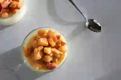 panna_cotta_su_obuoliais-2