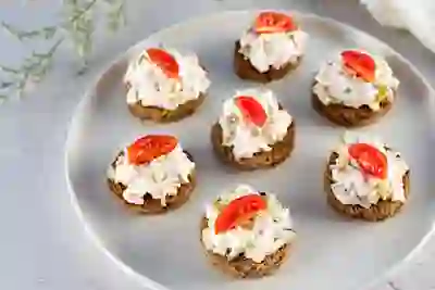 Kreminio sūrio užtepėlė su vištiena