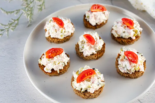 Kreminio sūrio užtepėlė su vištiena