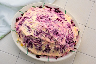 Silkė pataluose iš viršaus