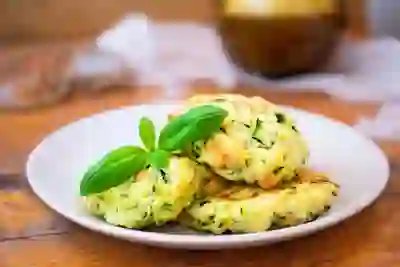 Varškės ir cukinijų kepsneliai su lašiša orkaitėje