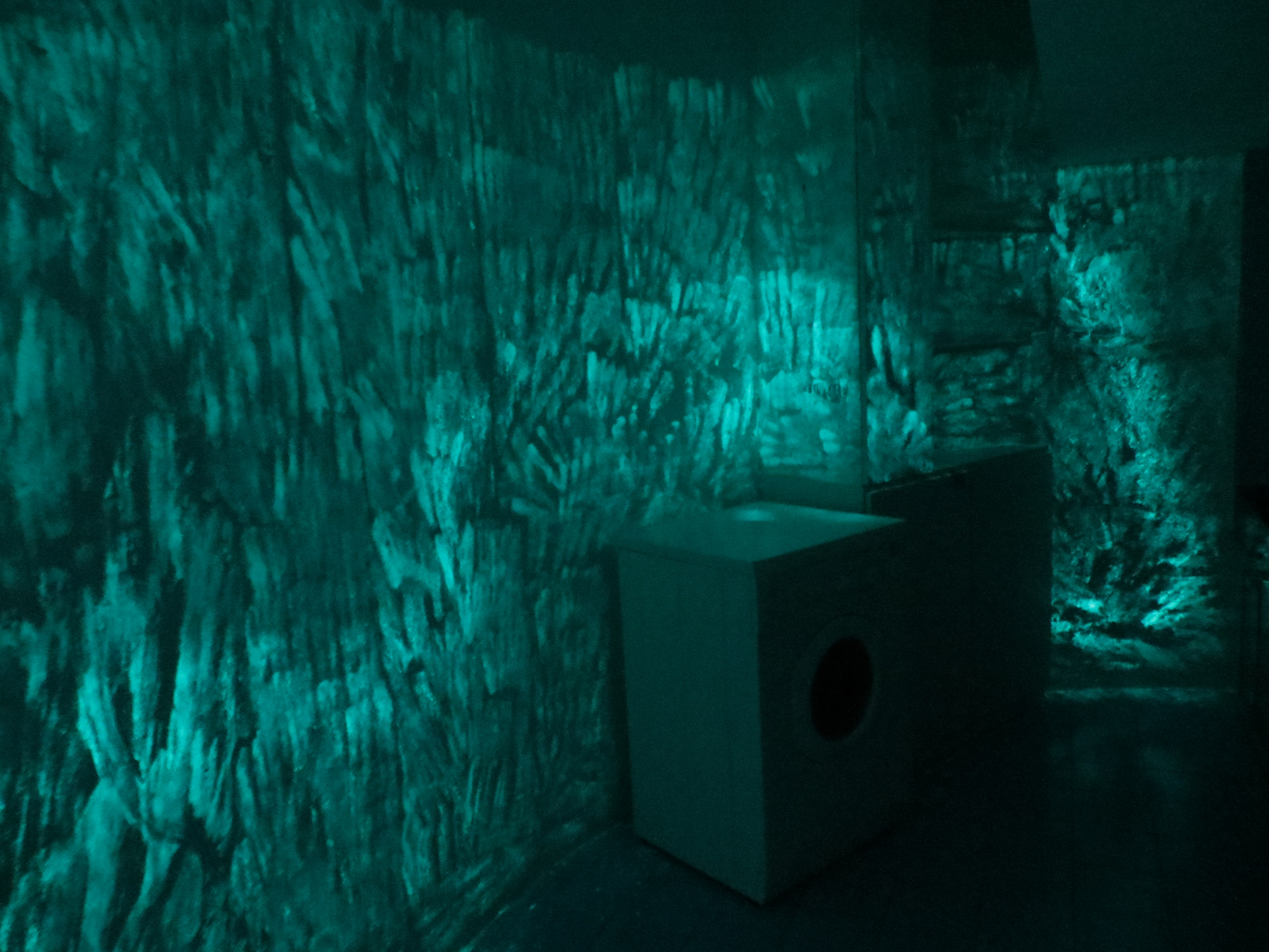 stl marseilles davina servane -1-bathroom