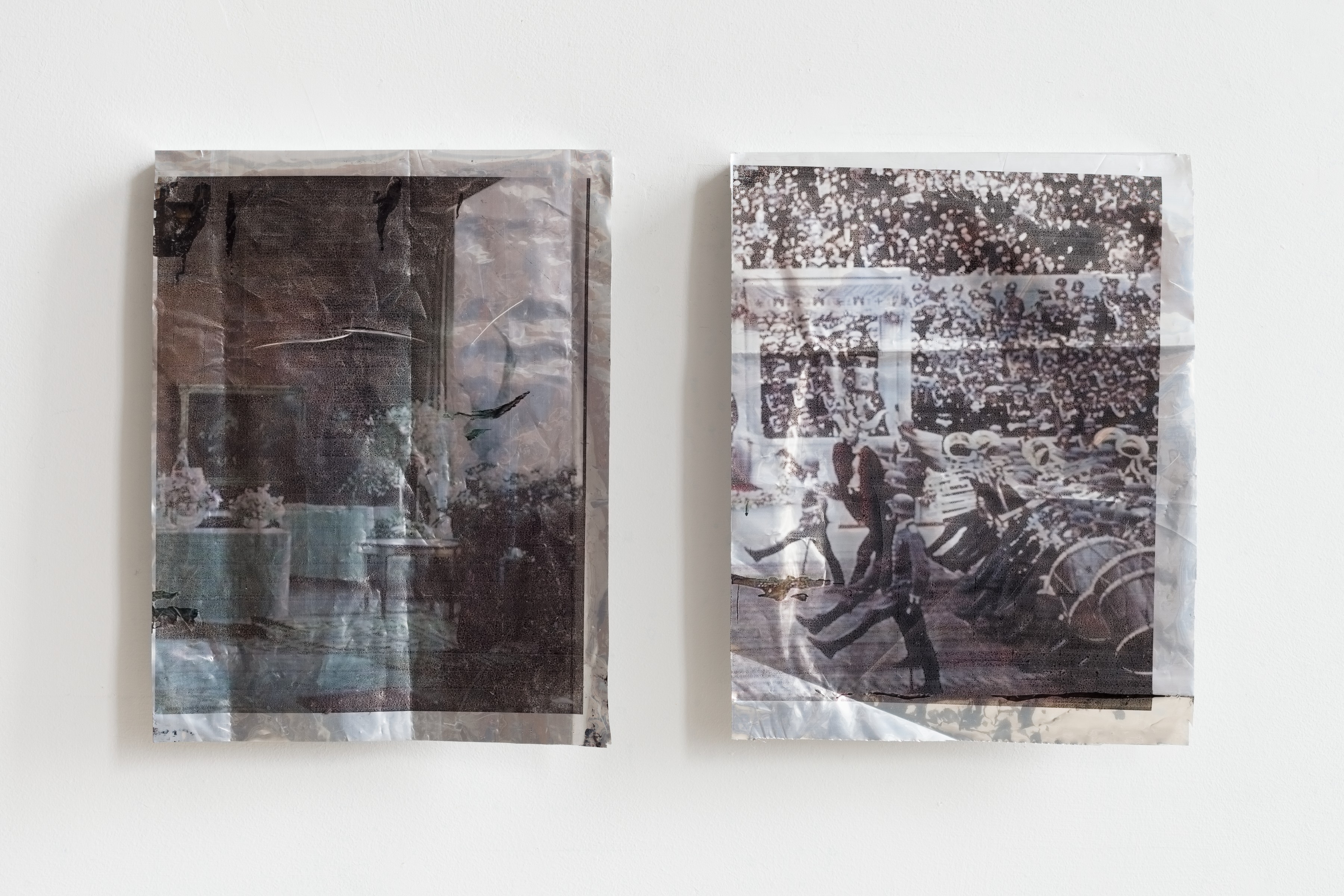 Printed rescue blankets