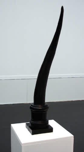 MARY sculpture noire