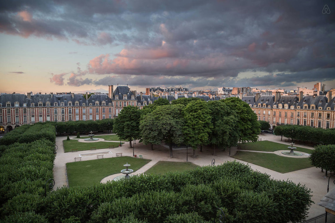 Place Des Vosges Oystr