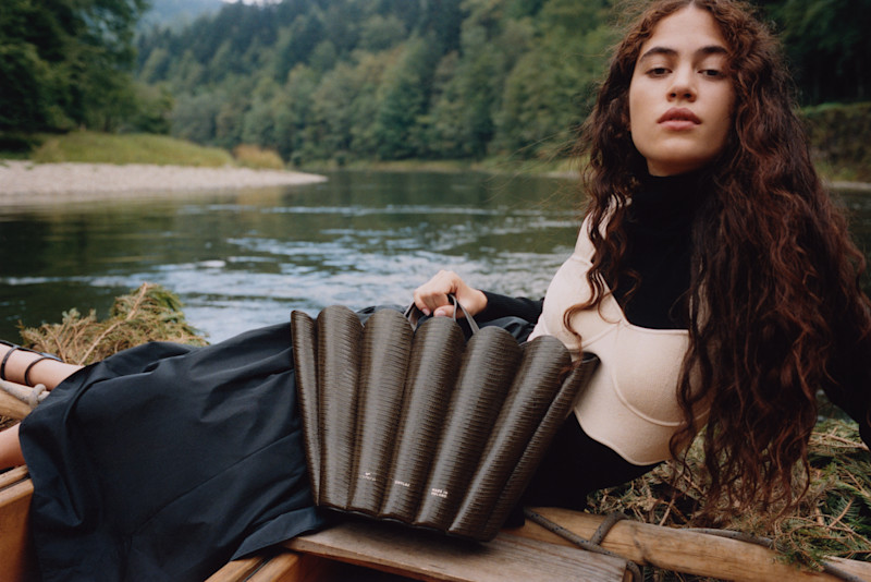 Fall/Winter 2022 - 18