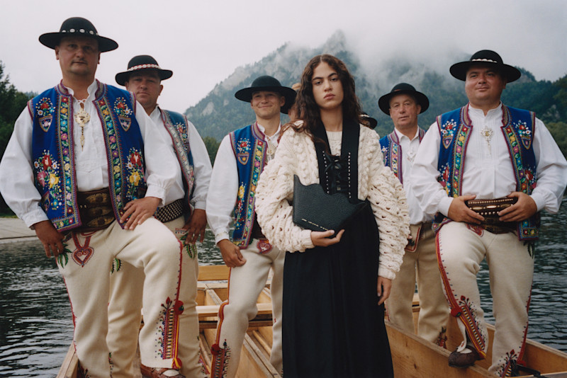 Fall/Winter 2022 - 15