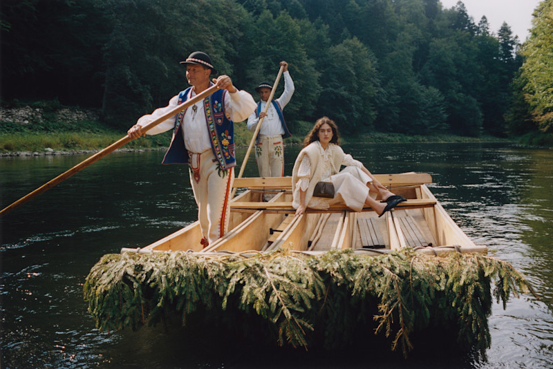 Fall/Winter 2022 - 22