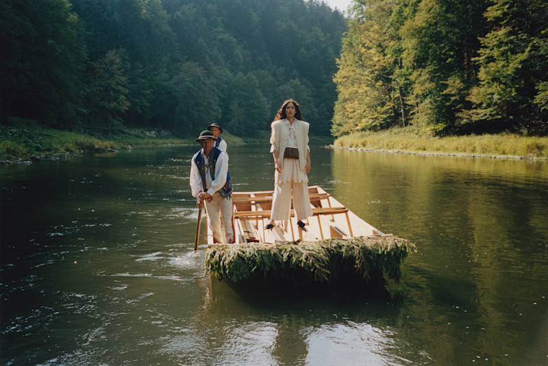 Fall/Winter 2022 - 6