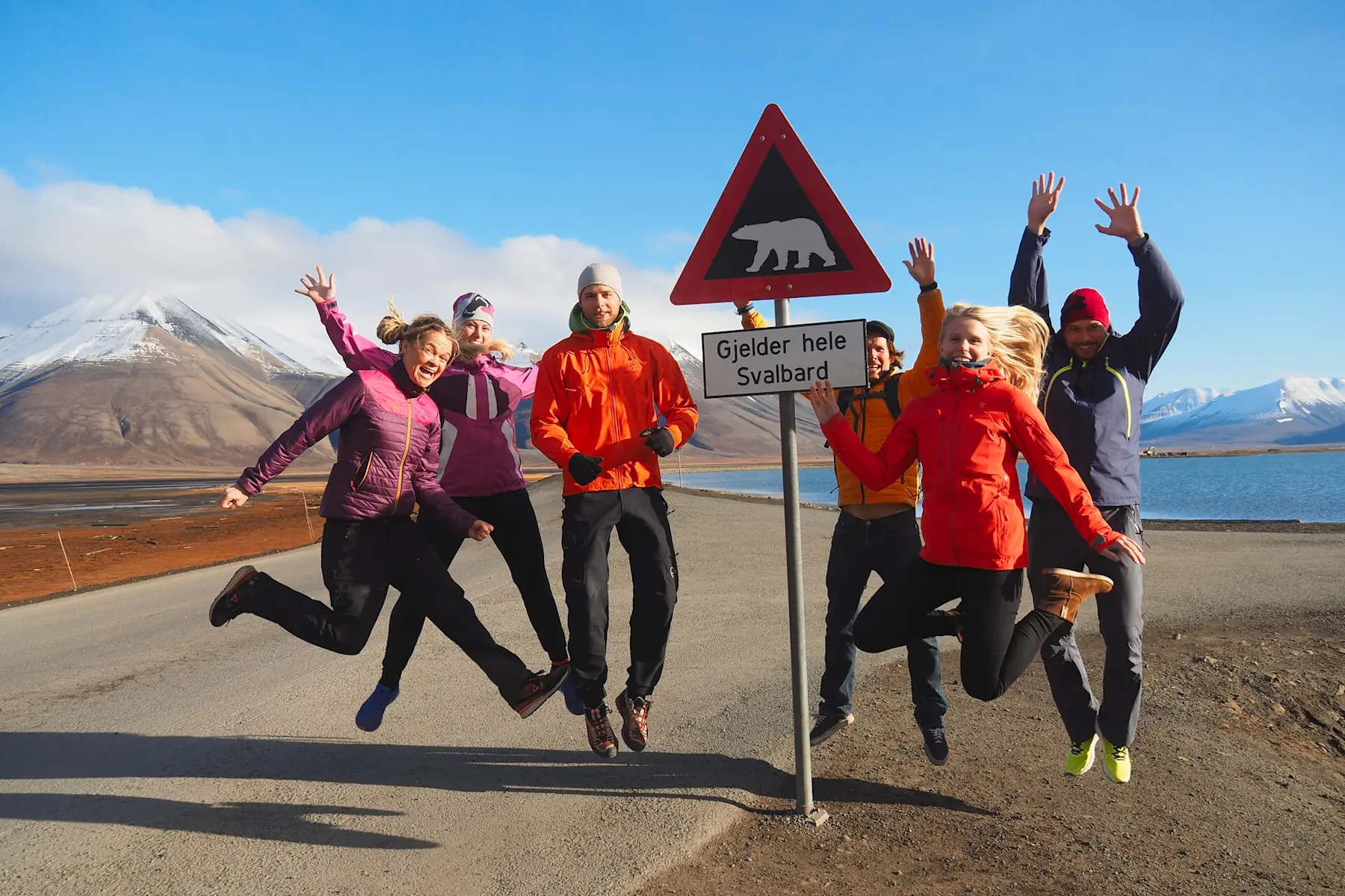 Sightseeing in Longyearbyen - HGR 121770 1920 - Photo: Anne Maanum 7 Hurtigruten Svalbard